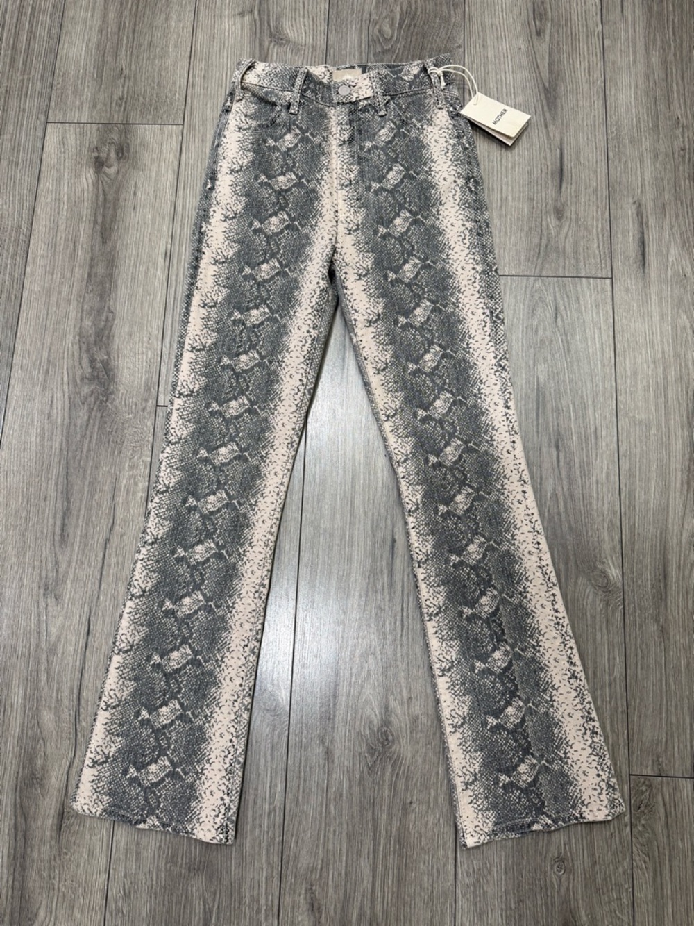 NWT MOTHER The Hustler Flood Jeans in Boa Babe Snake Print Size‎ 24
